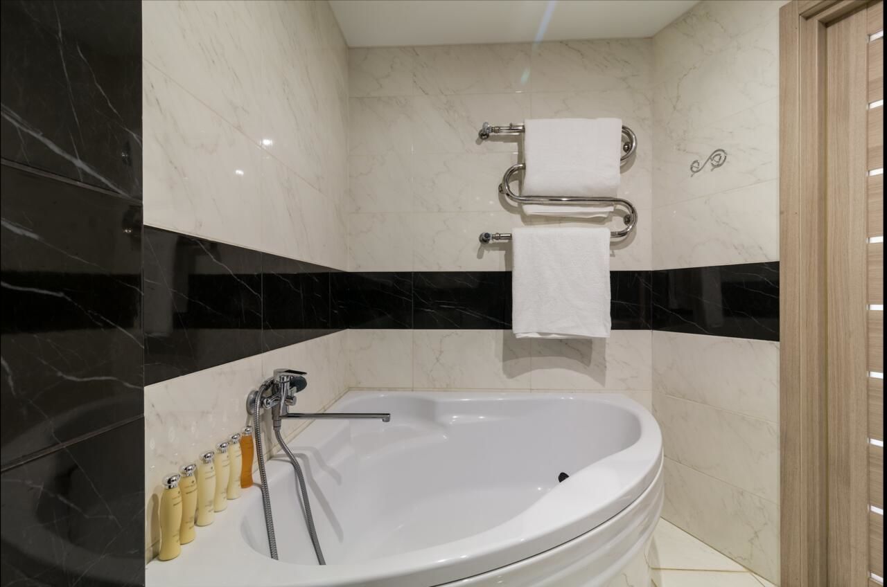 Апартаменты Luxury 2-bedroom Most City Area, center Днепр