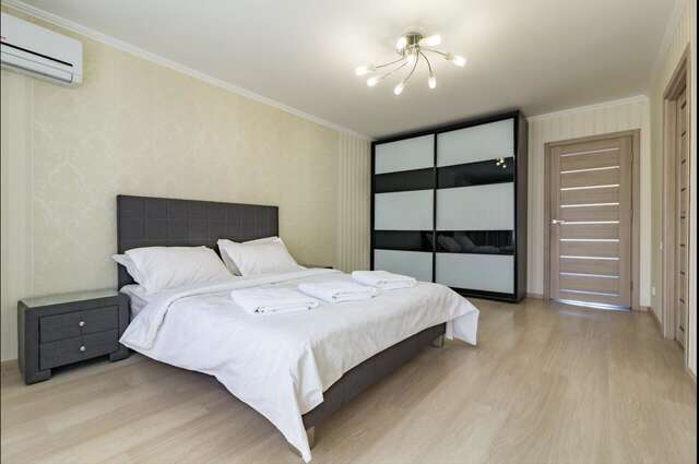 Апартаменты Luxury 2-bedroom Most City Area, center Днепр-15